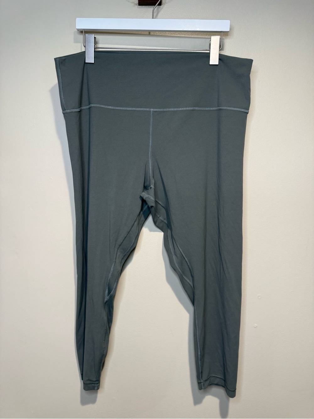 Lululemon Align High-Rise Pant grey sage size 20 plus size